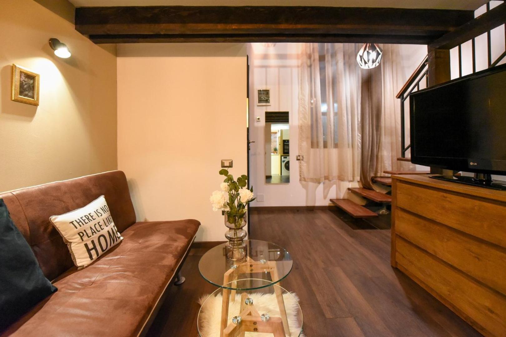 Central Comfort - Duplex-Style Studios On Regina Elisabeta Bucharest Bilik gambar