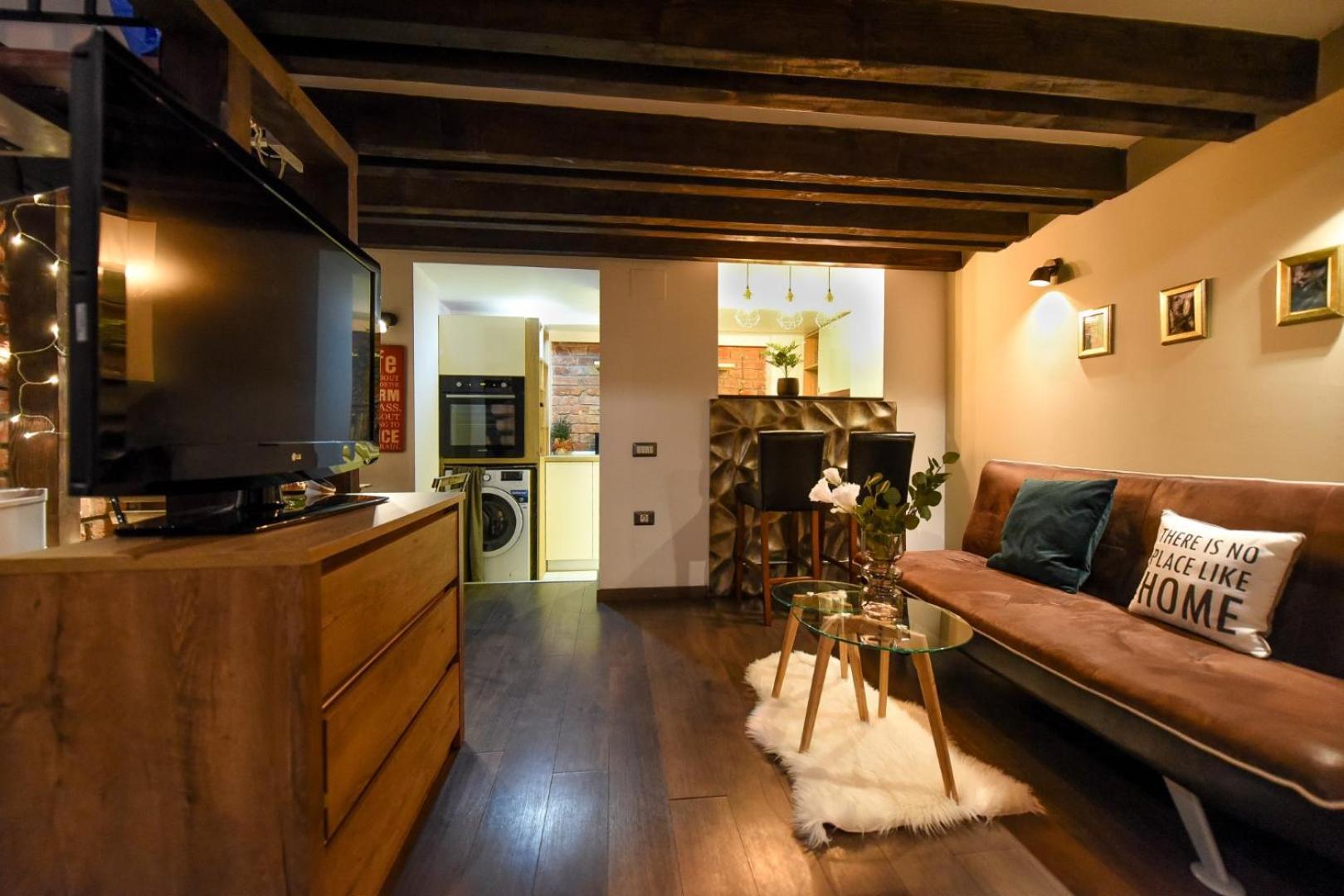 Central Comfort - Duplex-Style Studios On Regina Elisabeta Bucharest Bilik gambar
