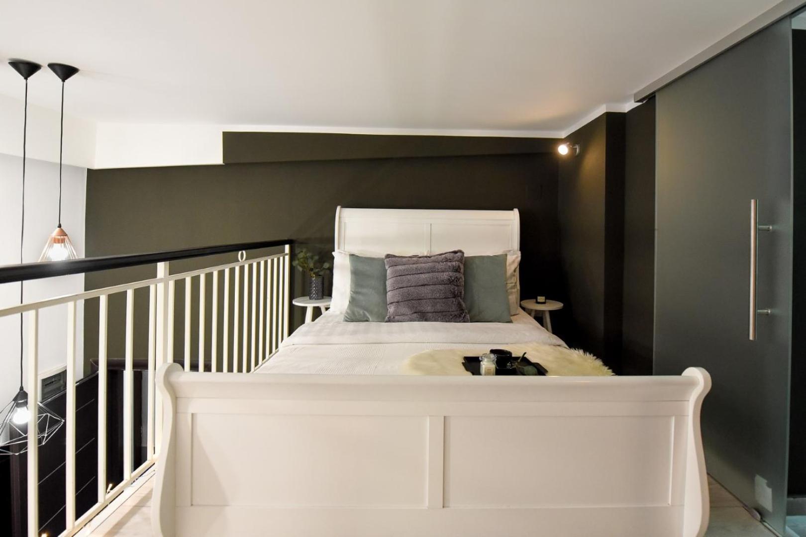 Central Comfort - Duplex-Style Studios On Regina Elisabeta Bucharest Bilik gambar