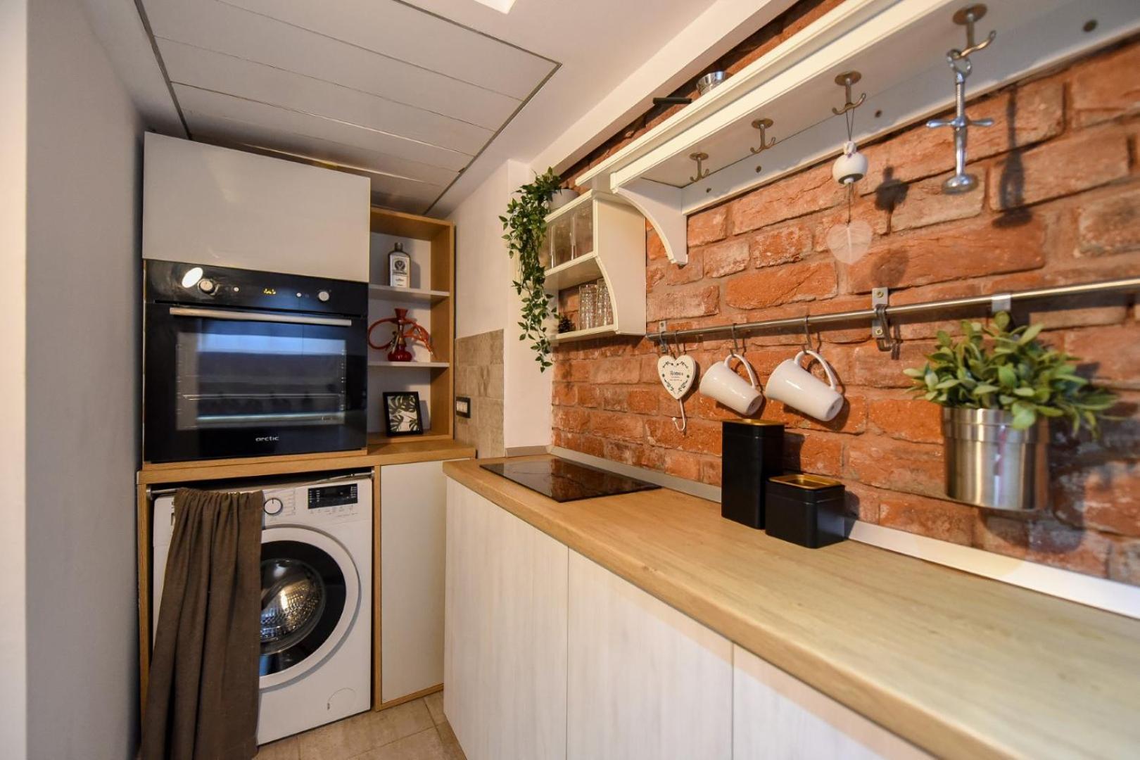 Central Comfort - Duplex-Style Studios On Regina Elisabeta Bucharest Bilik gambar