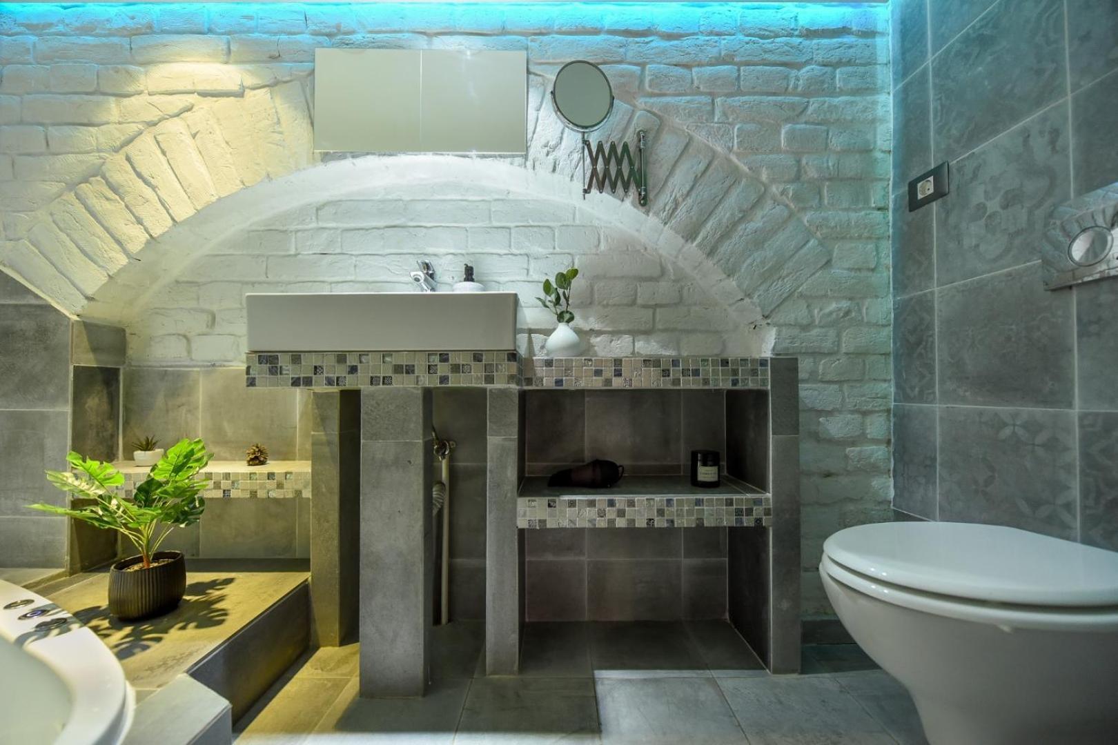 Central Comfort - Duplex-Style Studios On Regina Elisabeta Bucharest Bilik gambar