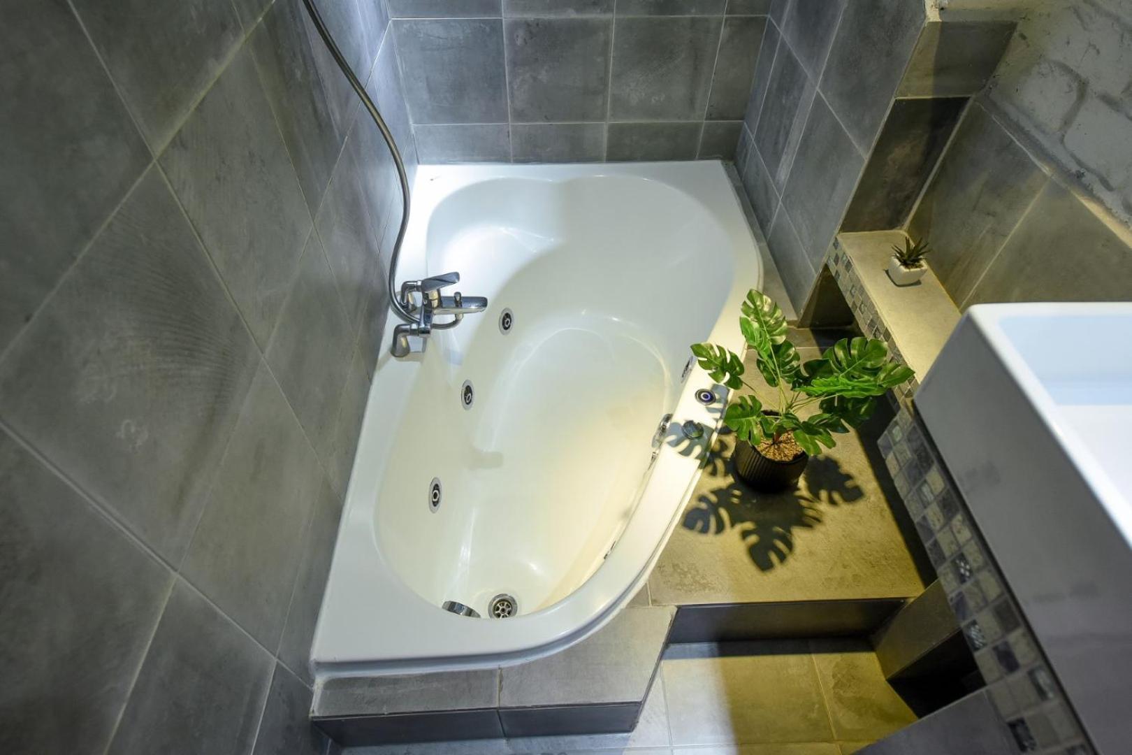 Central Comfort - Duplex-Style Studios On Regina Elisabeta Bucharest Bilik gambar