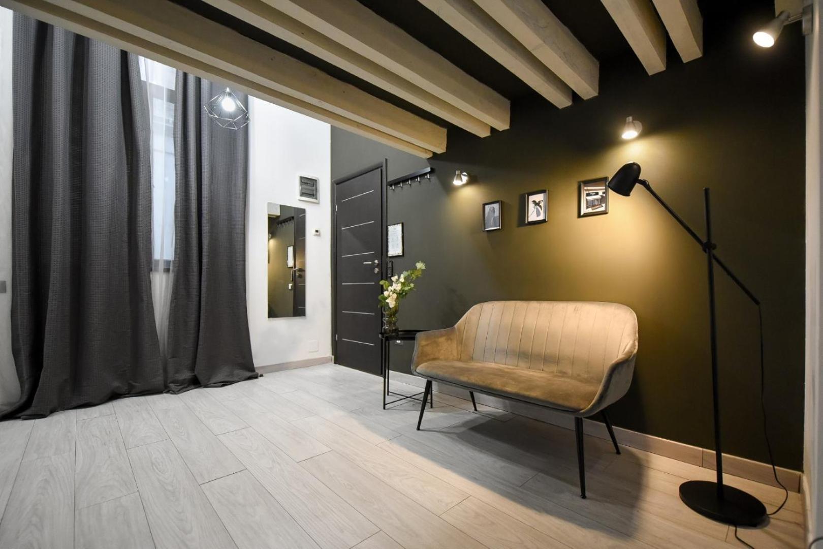Central Comfort - Duplex-Style Studios On Regina Elisabeta Bucharest Bilik gambar